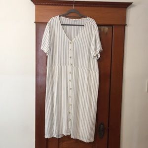 Old navy dress. Size 3x